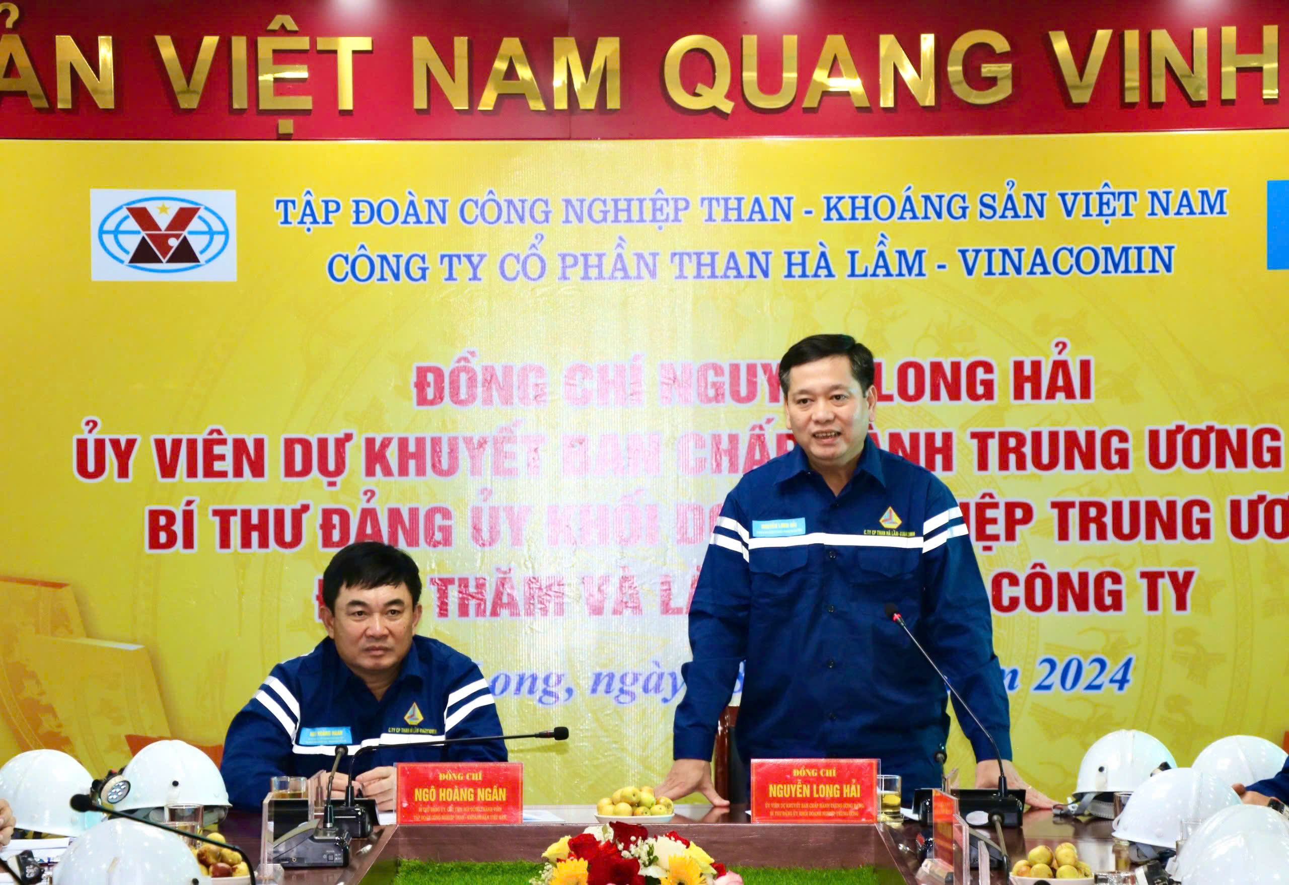 Bí thư Đảng ủy Khối doanh nghiệp Trung ương Nguyễn Long Hải kiểm tra sản xuất, thăm, tặng quà công nhân Than Hà Lầm