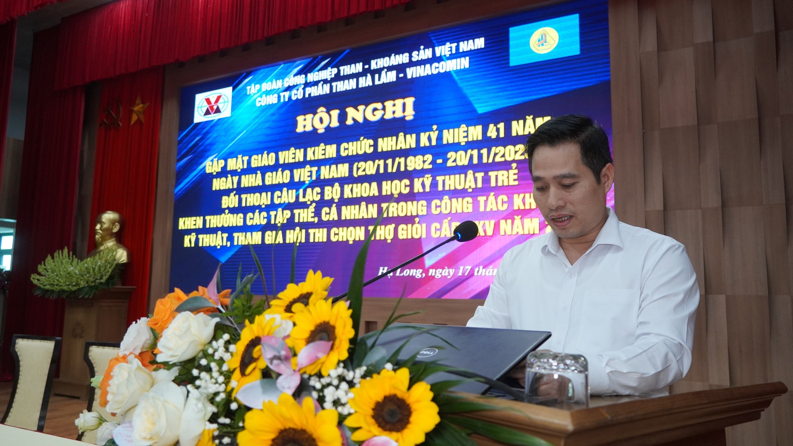 Than Hà Lầm gặp mặt giáo viên kiêm chức nhân kỷ niệm 41 năm ngày nhà giáo Việt Nam 20/11 và Đối thoại Câu lạc bộ khoa học kỹ thuật trẻ