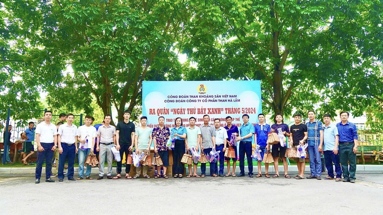 Tổ chức ra quân “Ngày thứ bảy xanh” tháng 5/2024 và thi đua phòng ở “Sạch đẹp – Văn minh”