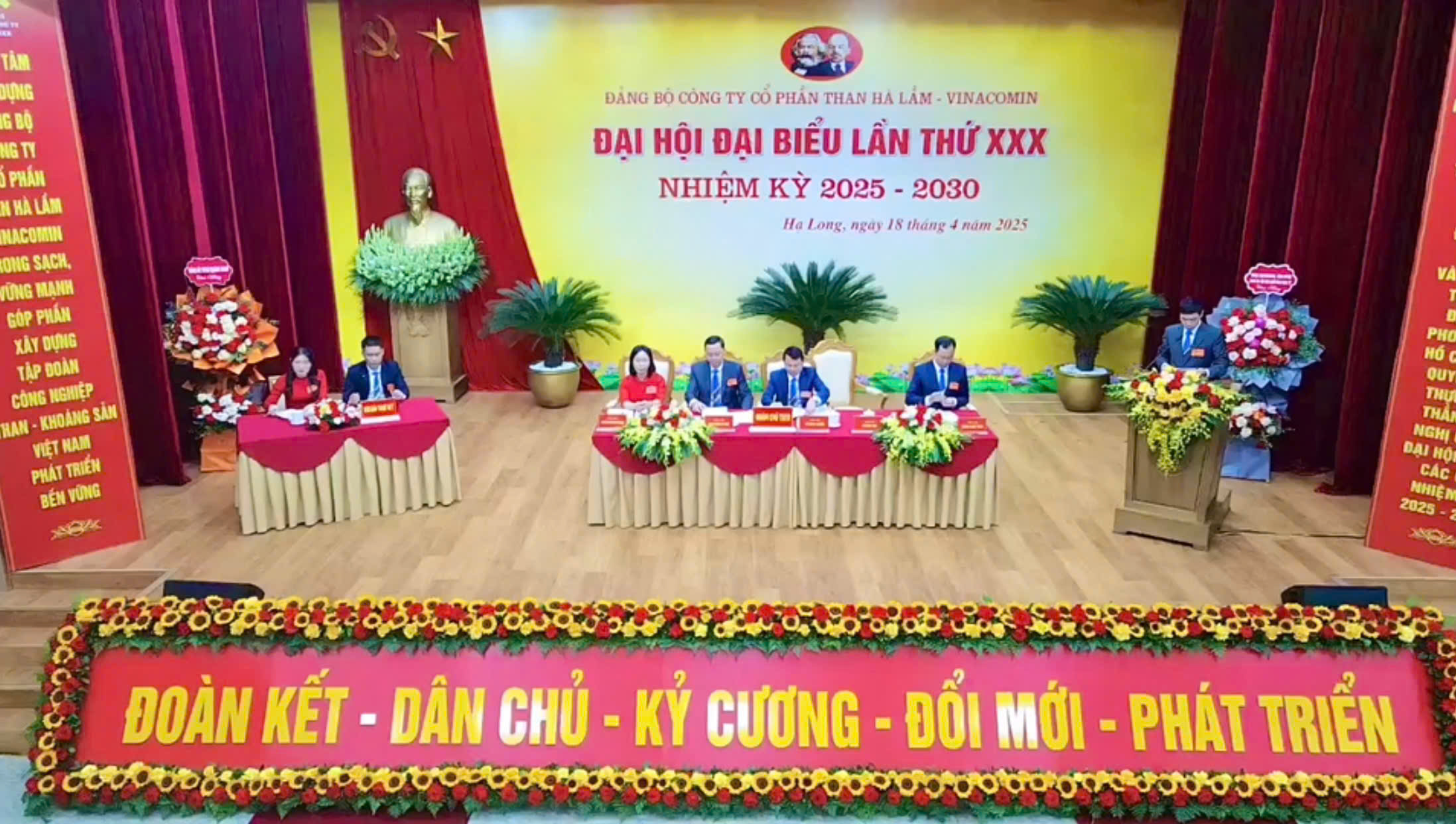 ĐẠI HỘI ĐẠI BIỂU ĐẢNG BỘ CÔNG TY LẦN THỨ XXX: ĐỔI MỚI - ĐỘT PHÁ - PHÁT TRIỂN BỀN VỮNG